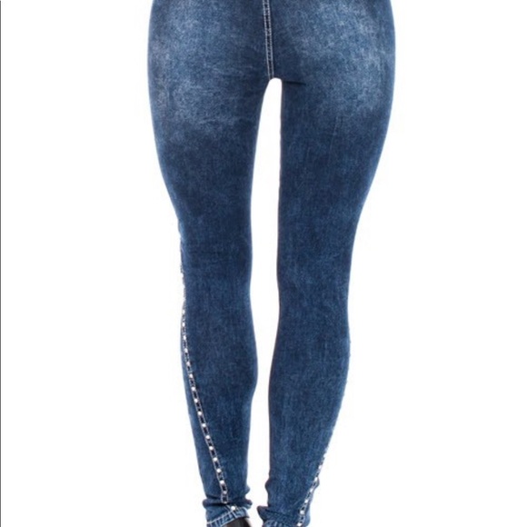 Stretch Jean Jeggings Rhinestone Embellished - Picture 3 of 3